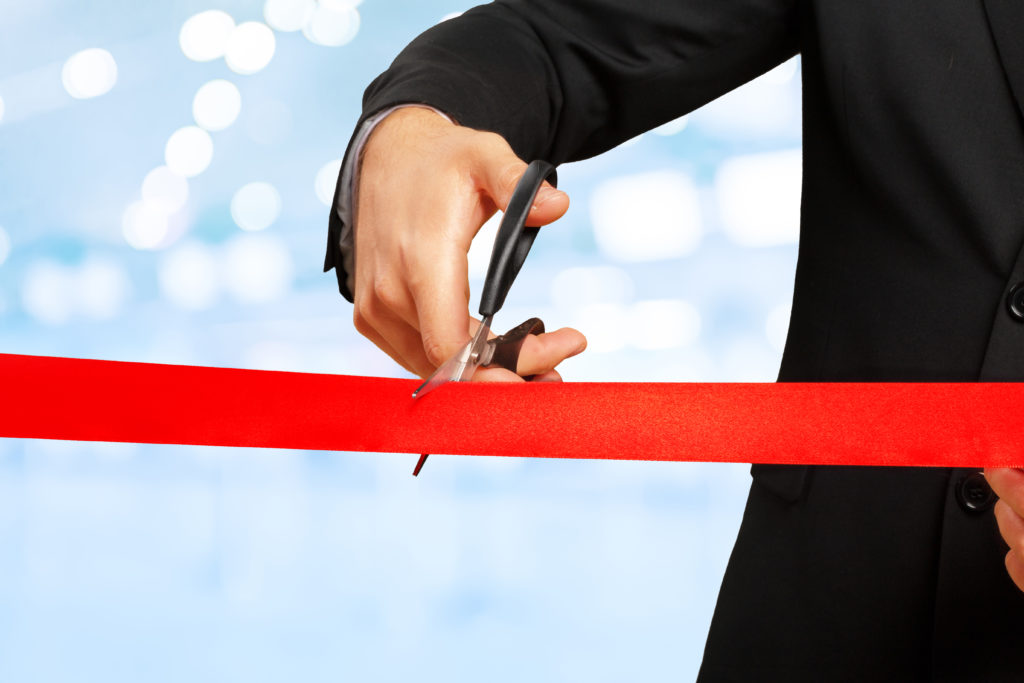 Cutting rope to unveil